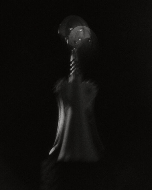  - Image 1 of 6