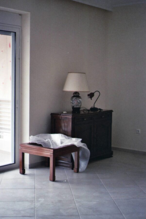  - Image 4 of 8