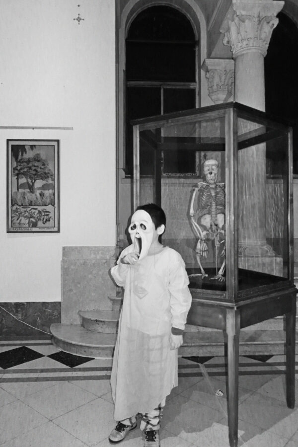  - Image 1 of 7