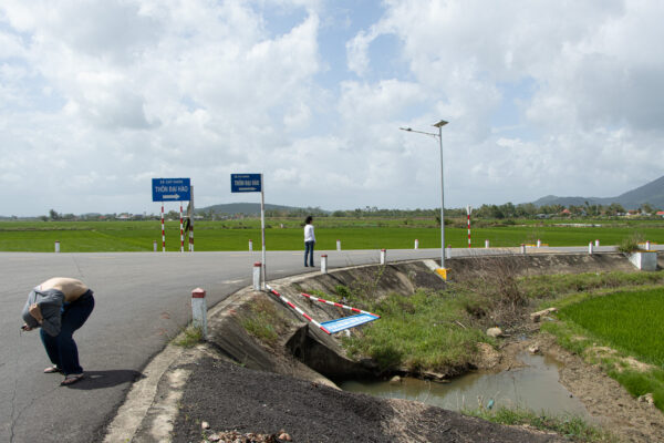  - Image 2 of 8