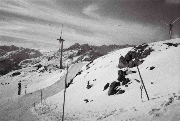  - Image 5 of 8