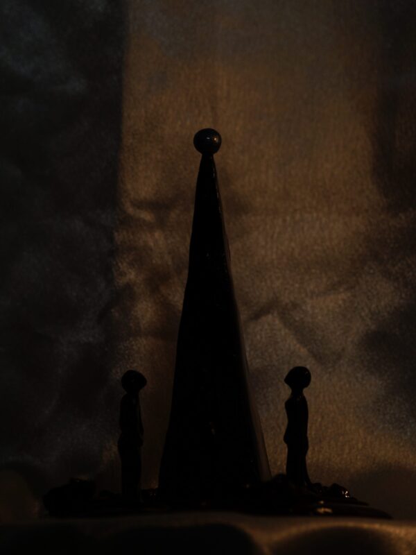  - Image 3 of 8
