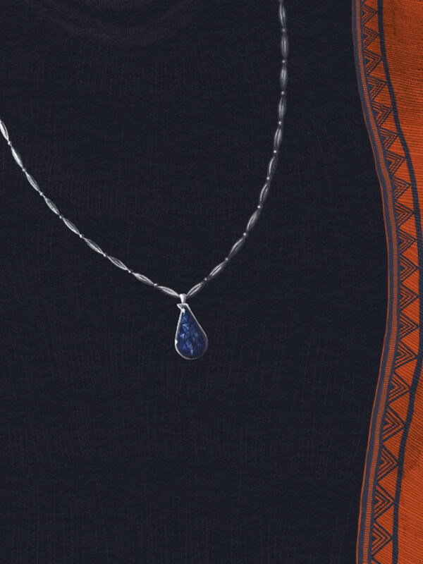  - Image 4 of 7