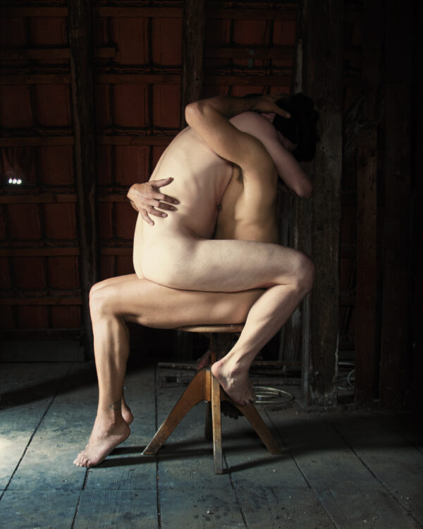  - Image 2 of 4